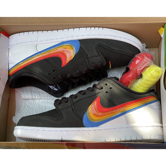 Polaroid x Nike Sb Dunk Low ''Polaroid'' Sneaker    DH7722-001 - DopestKickz