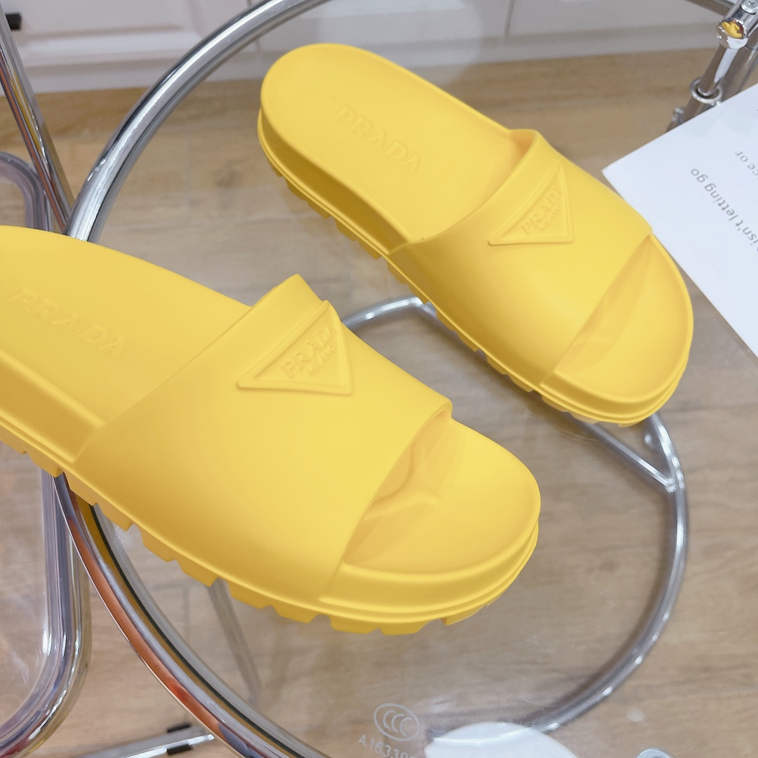 Prada Rubber Slides - DopestKickz