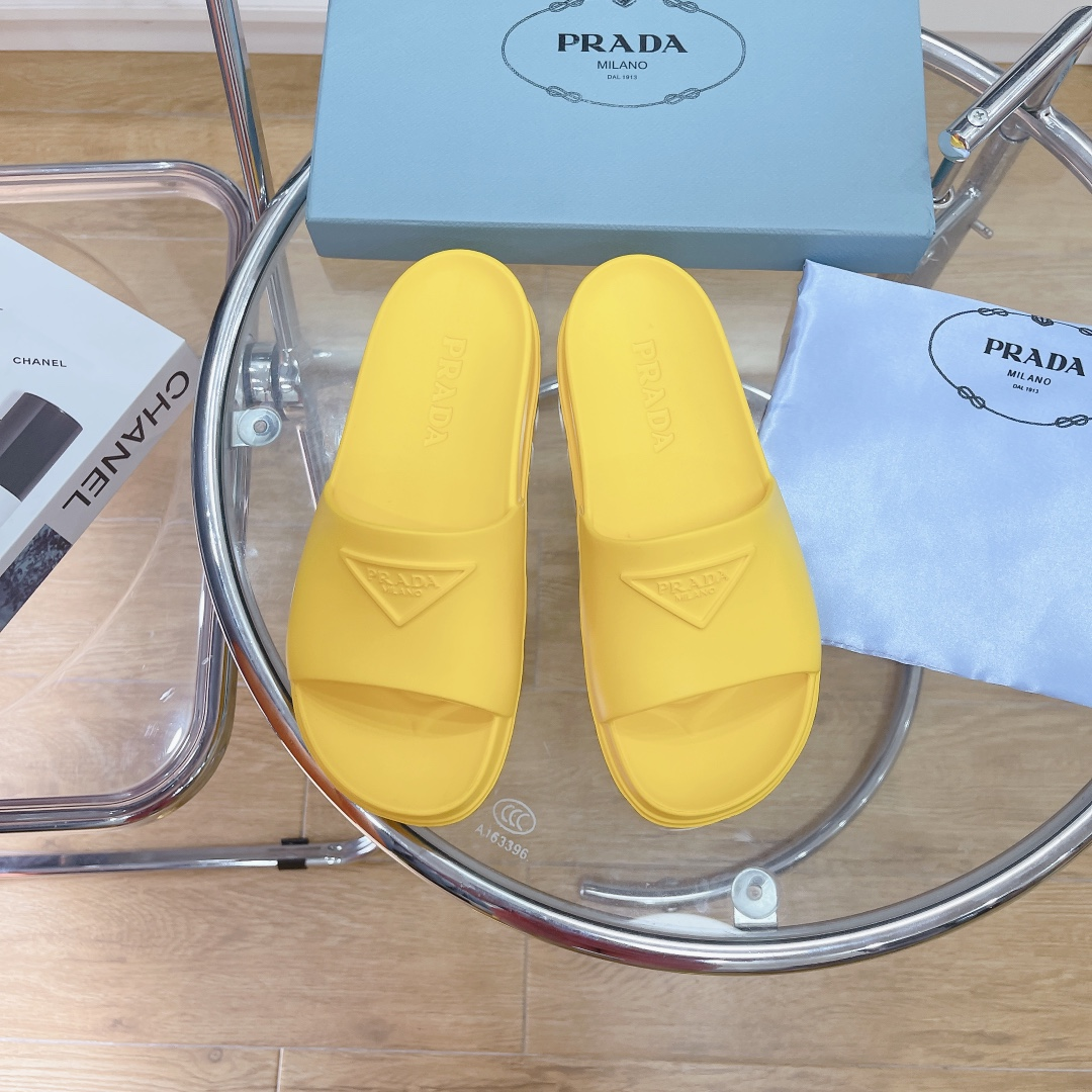 Prada Rubber Slides - DopestKickz