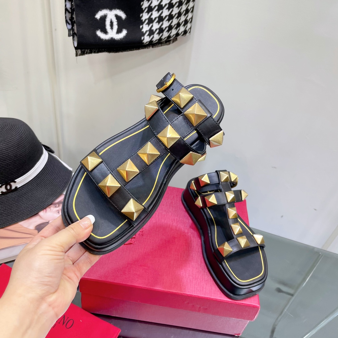 Valenti Roman Stud Calfskin Flatform Sandal 40MM - DopestKickz