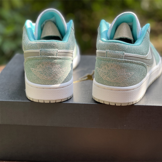 Air Jordan 1 Low ''New Emerald'' Sneaker  DN3705 301 - DopestKickz
