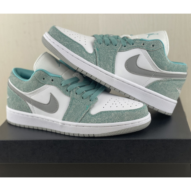 Air Jordan 1 Low ''New Emerald'' Sneaker  DN3705 301 - DopestKickz