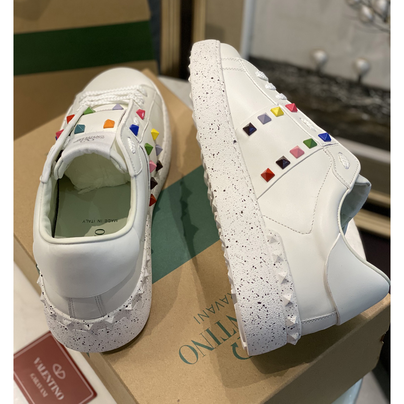 Valenti  Open For A Change Sneaker In Bio-Based Material In White/Multicolor - DopestKickz