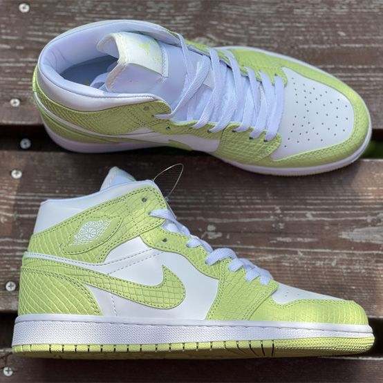 Air Jordan 1 Top Sneaker  DV2959-113 - DopestKickz