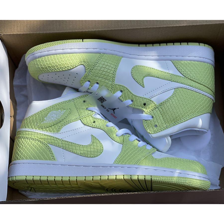 Air Jordan 1 Top Sneaker  DV2959-113 - DopestKickz