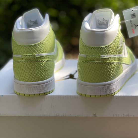Air Jordan 1 Top Sneaker  DV2959-113 - DopestKickz