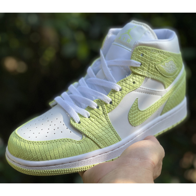 Air Jordan 1 Top Sneaker  DV2959-113 - DopestKickz