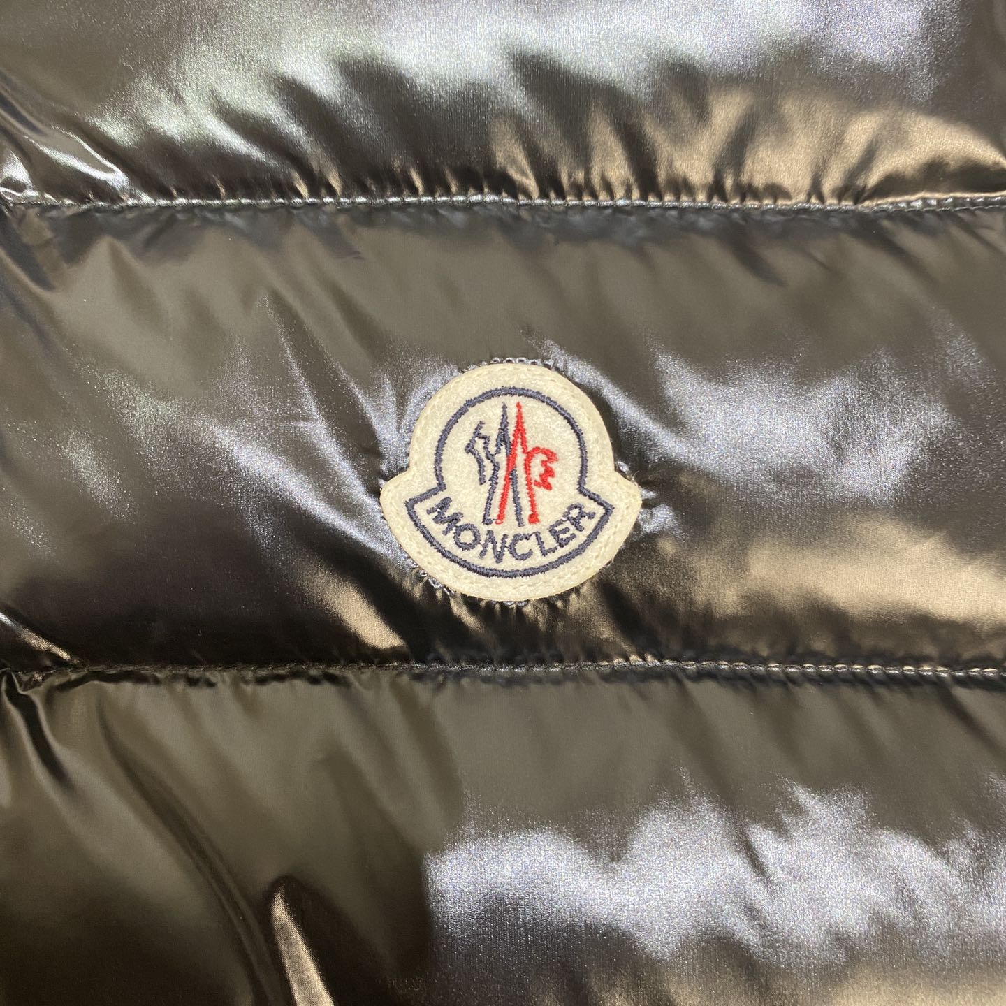 Moncler Vest In black - DopestKickz