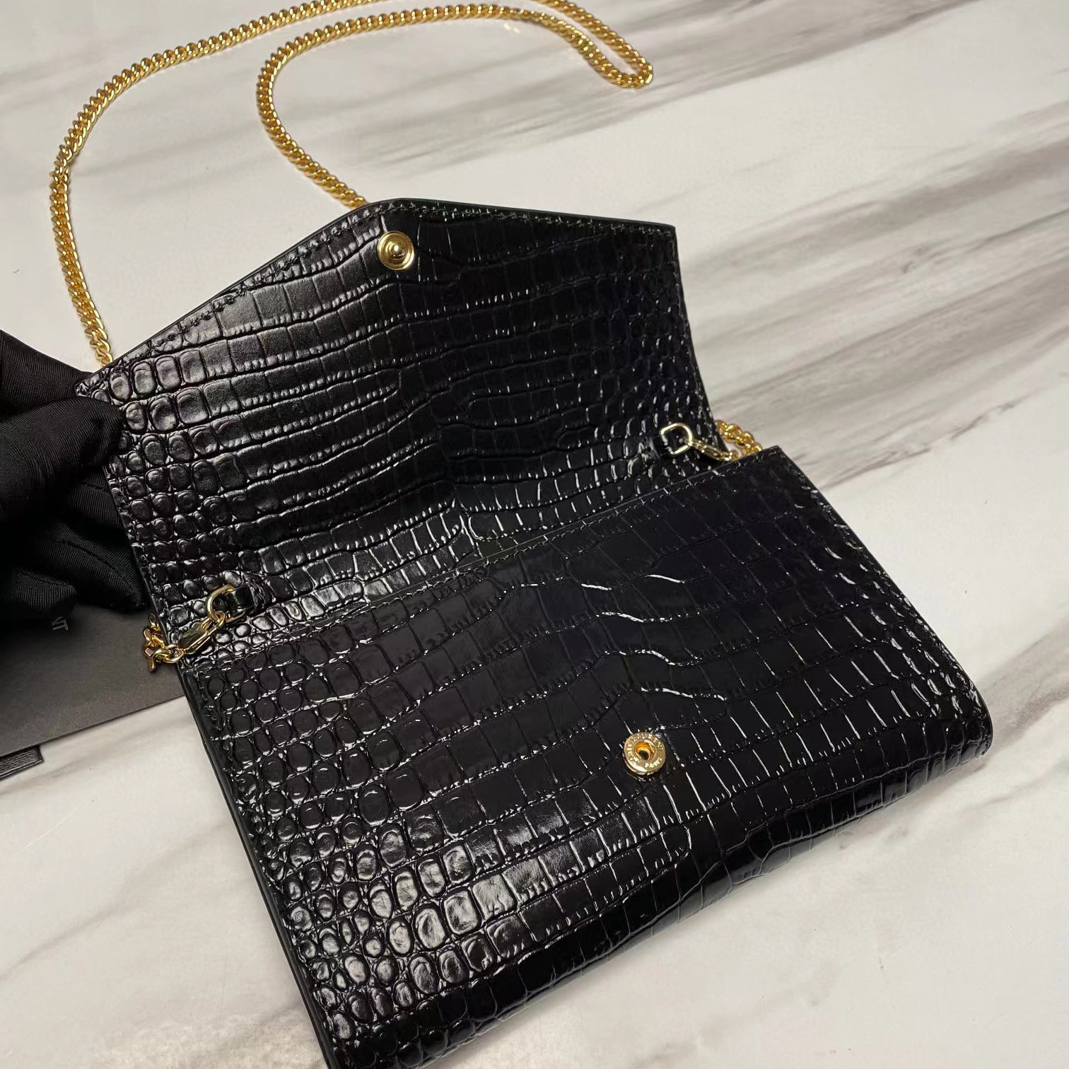 Saint Laurent Crossbody Bag(19-12-4cm) - DopestKickz