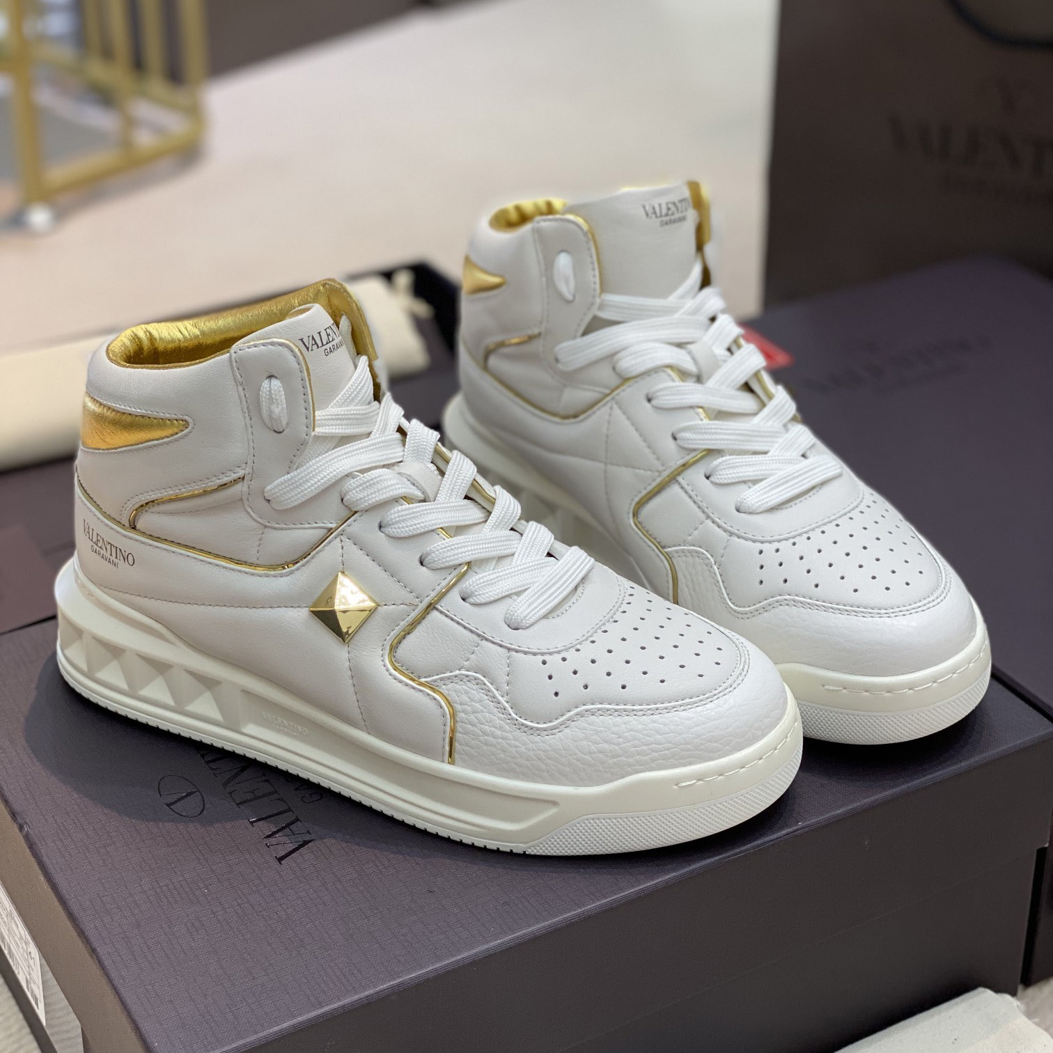 Valenti One Stud Mid-Top Nappa Sneaker - DopestKickz