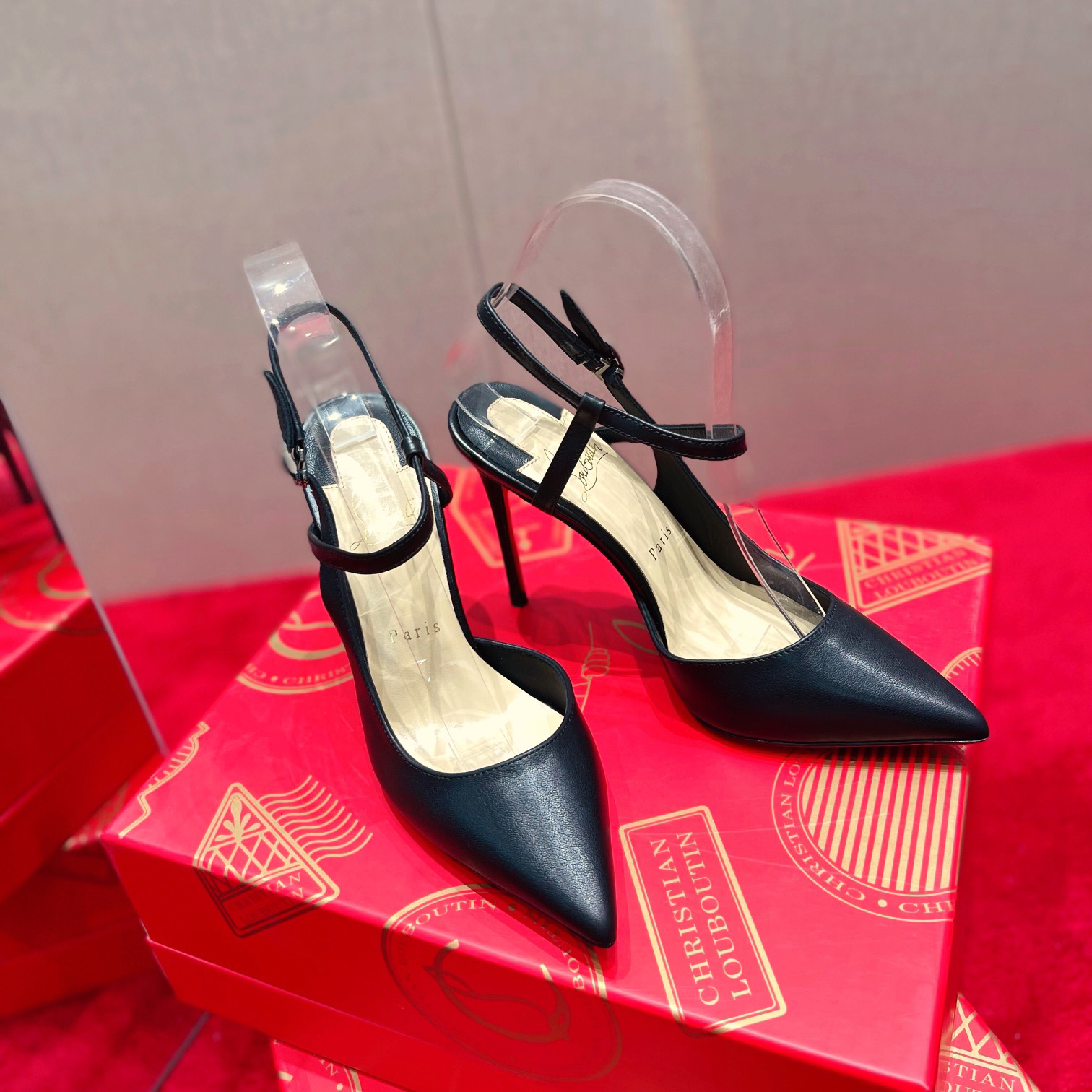 Christian Louboutin Jenlove  - DopestKickz