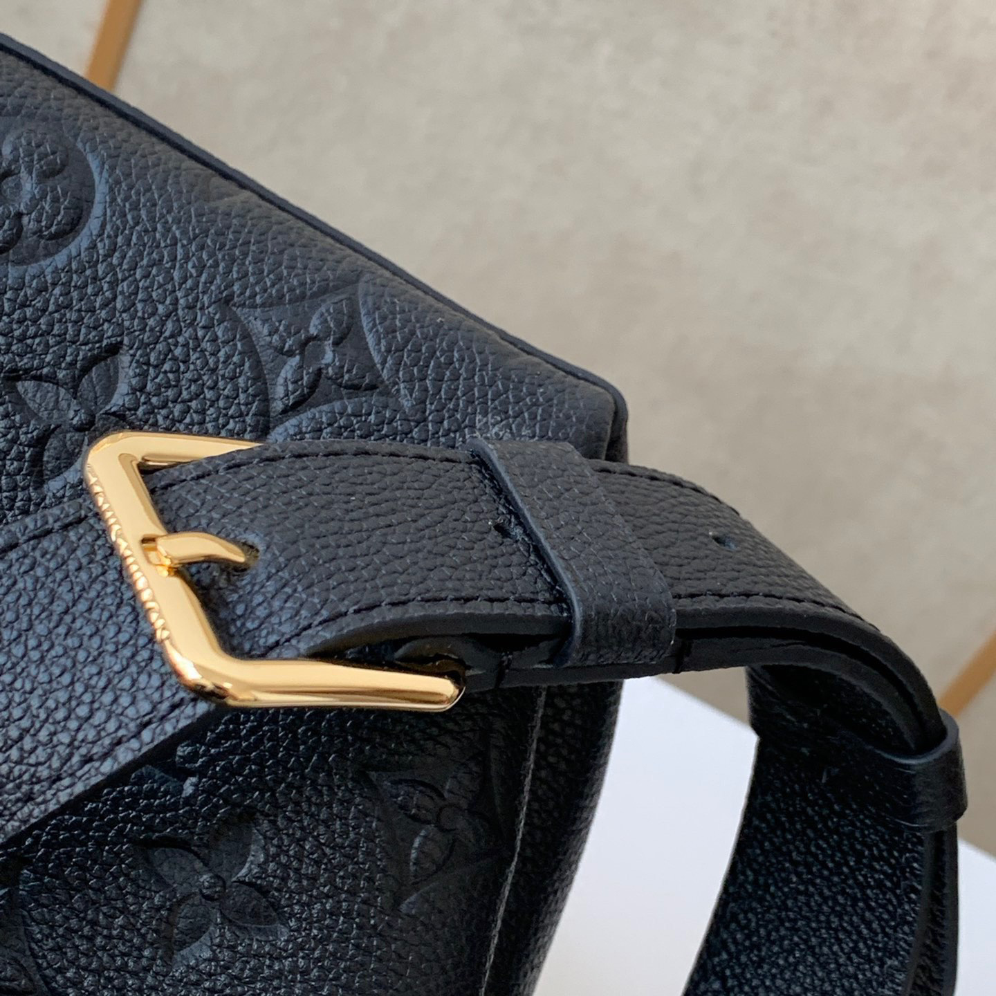 Louis Vuitton Maida Hobo(33-30-16CM) - DopestKickz