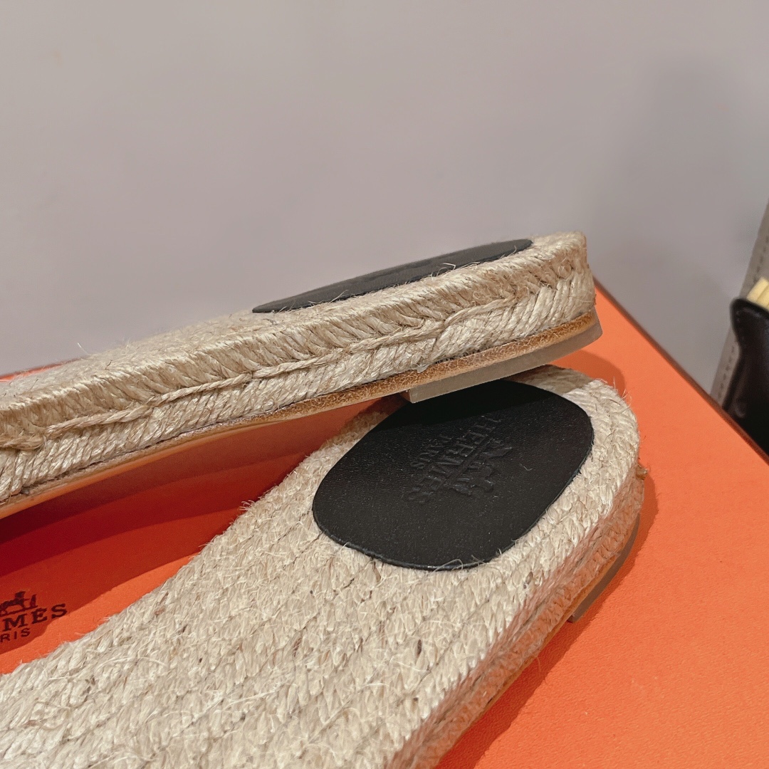 Hermes Famosa Espadrille  - DopestKickz