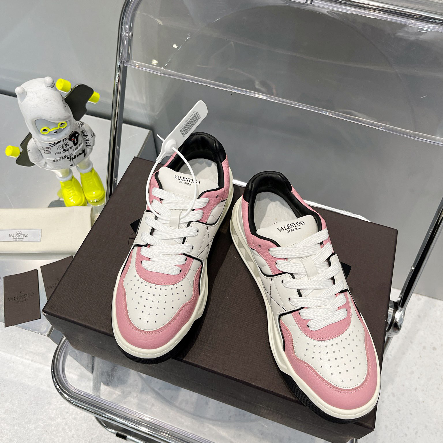 Valenti One Stud Low-Top Calfskin Sneaker - DopestKickz