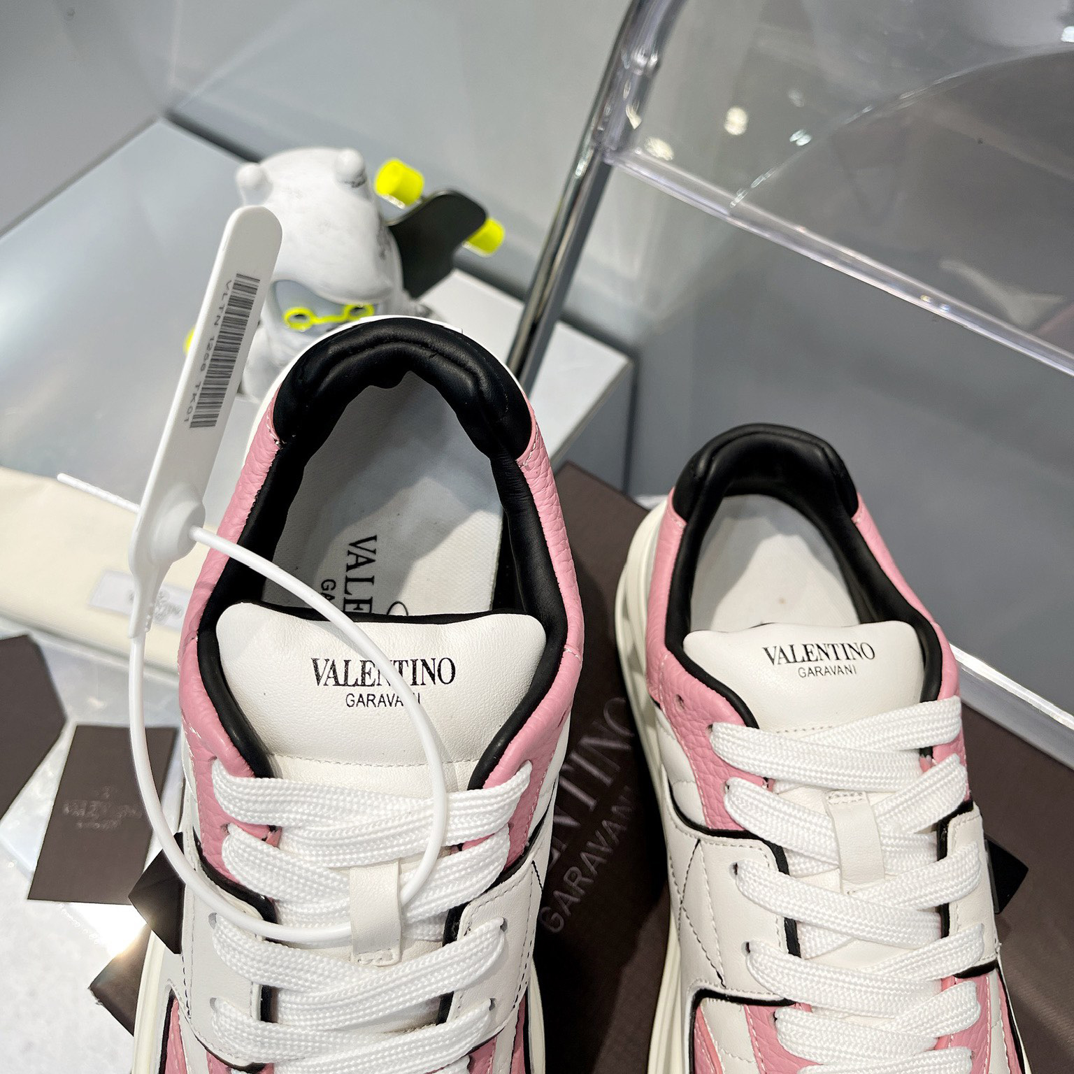 Valenti One Stud Low-Top Calfskin Sneaker - DopestKickz