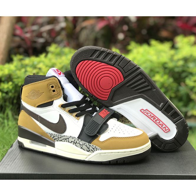 Air Jordan Legacy 312 Sneaker  AV3922-102 - DopestKickz