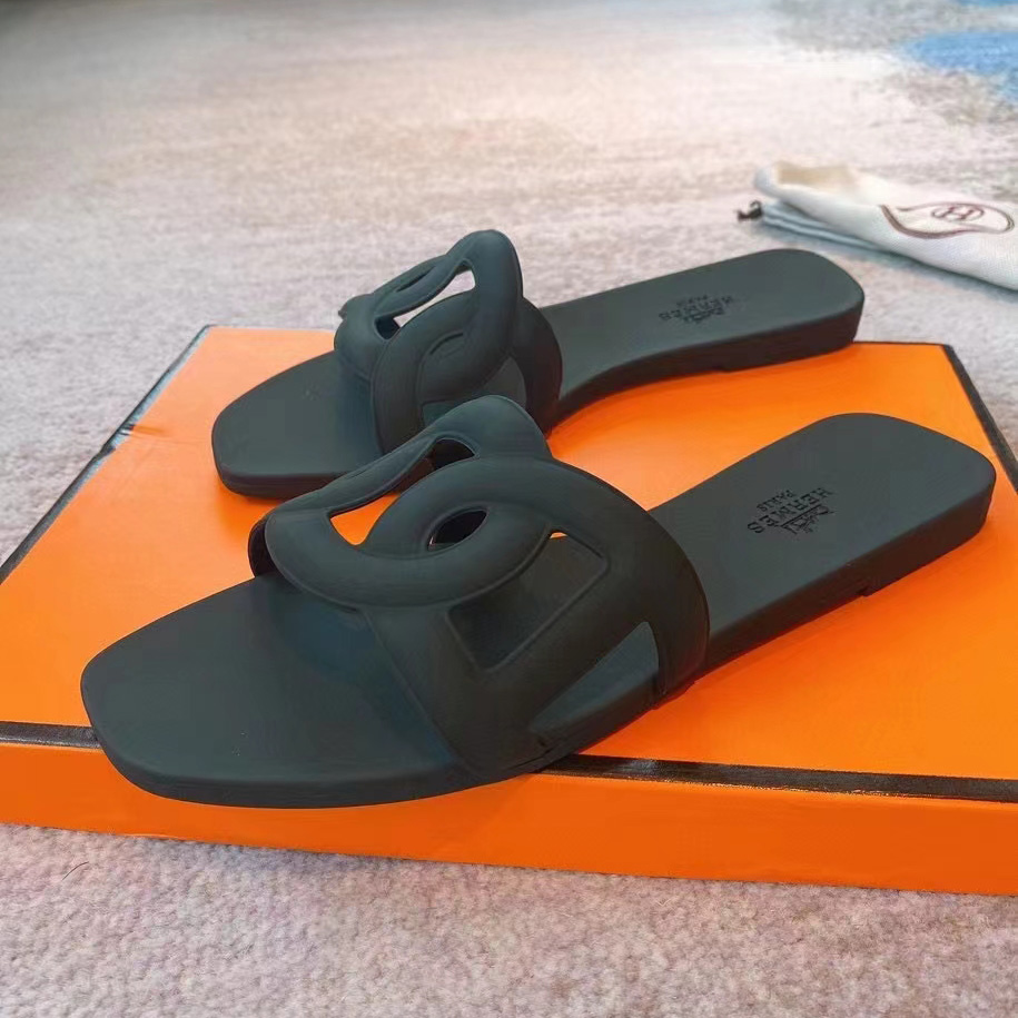 Hermes Rubber Aloha Sandals 37 Black - DopestKickz