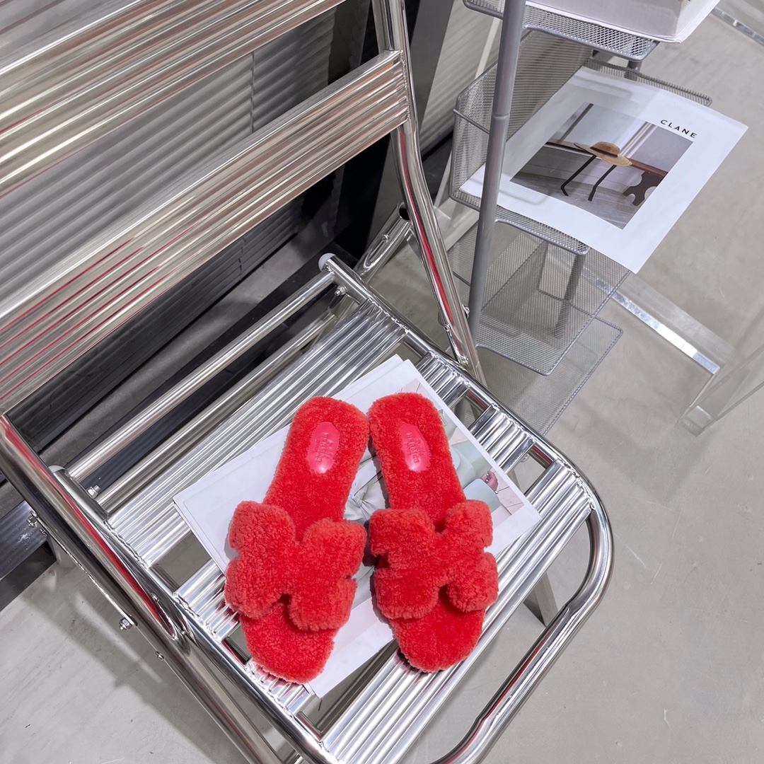 Hermes Oran Sandal - DopestKickz
