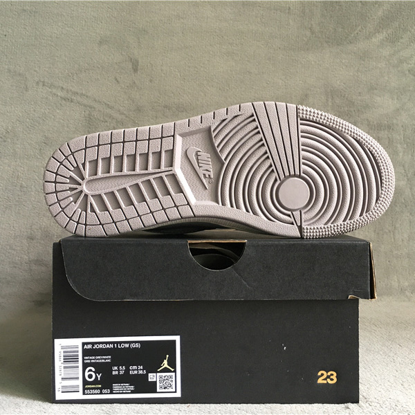 Air Jordan 1 Low Sneaker     553560-053 - DopestKickz