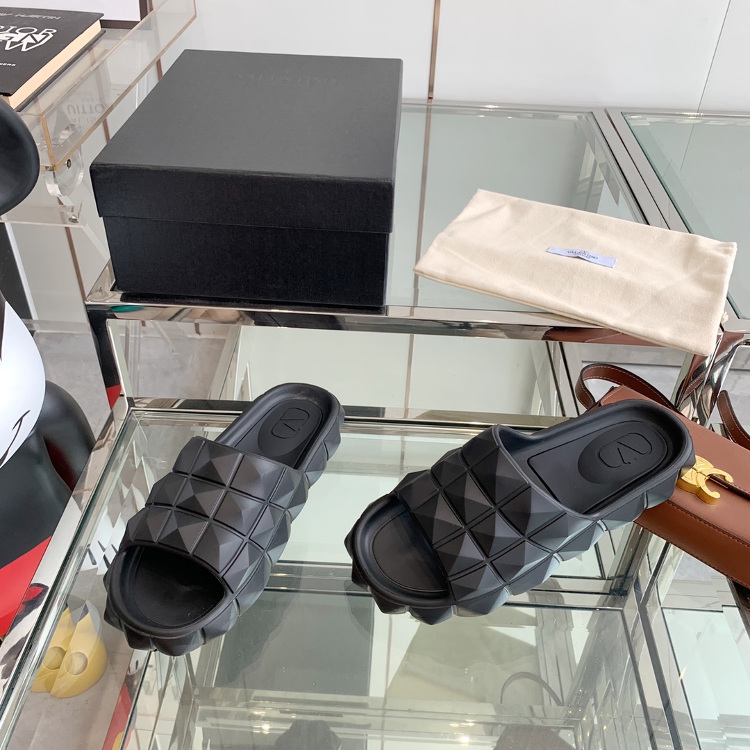 Valenti Roman Stud Turtle Slide Sandal In rubber - DopestKickz