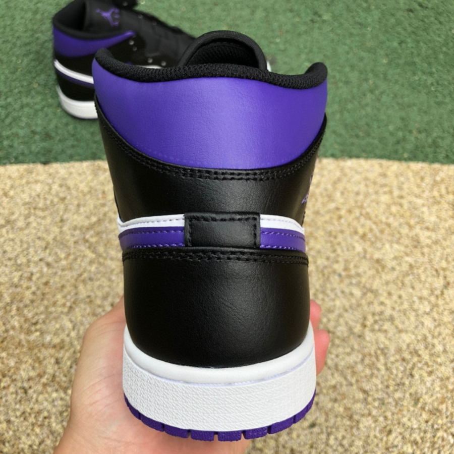 Air Jordan 1 Mid AJ1 Sneaker  554724-095 - DopestKickz