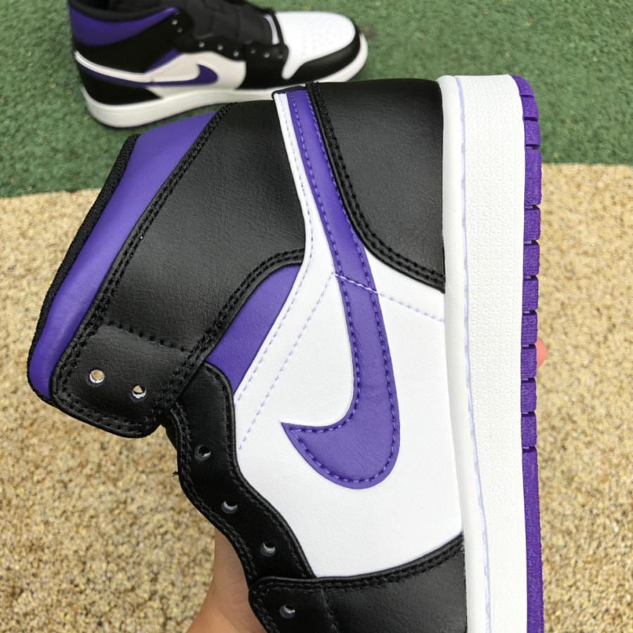 Air Jordan 1 Mid AJ1 Sneaker  554724-095 - DopestKickz