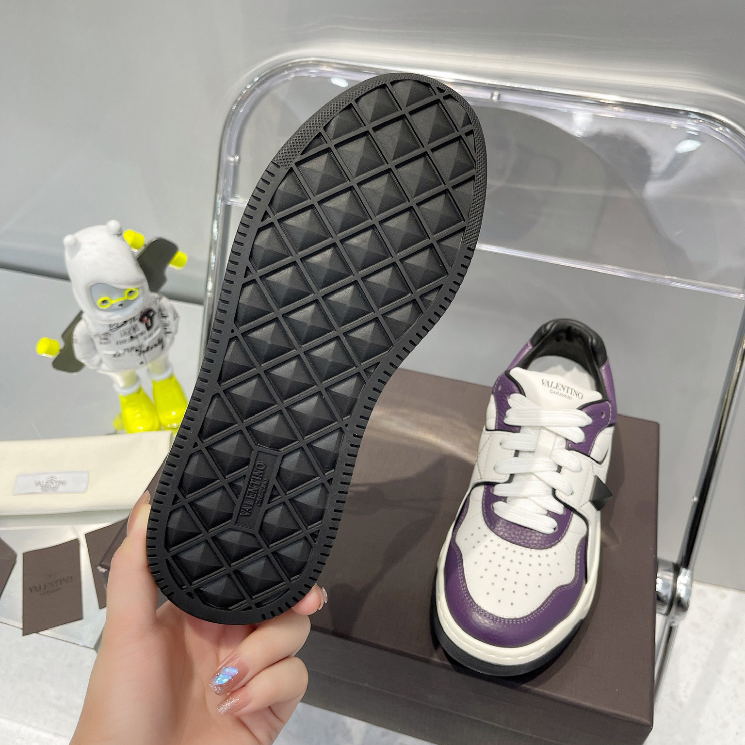 Valenti  One Stud Low-Top Calfskin Sneaker - DopestKickz