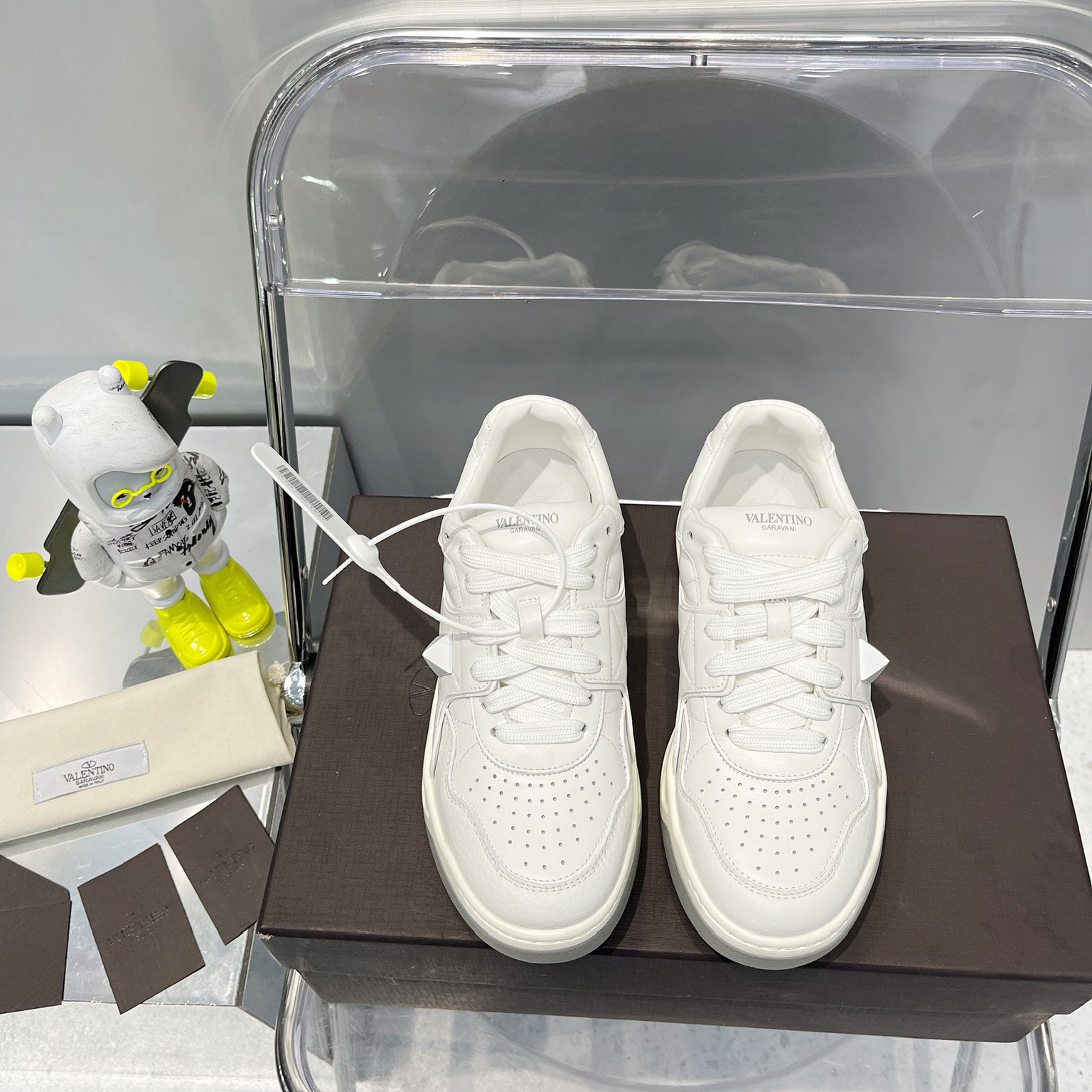 Valenti One Stud Low-Top Calfskin Sneaker - DopestKickz