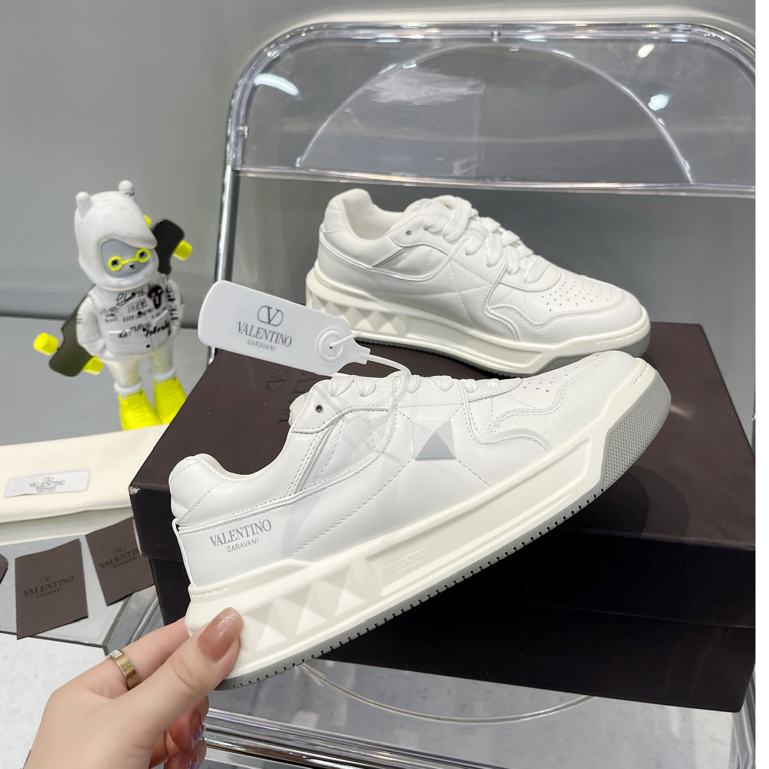 Valenti One Stud Low-Top Calfskin Sneaker - DopestKickz
