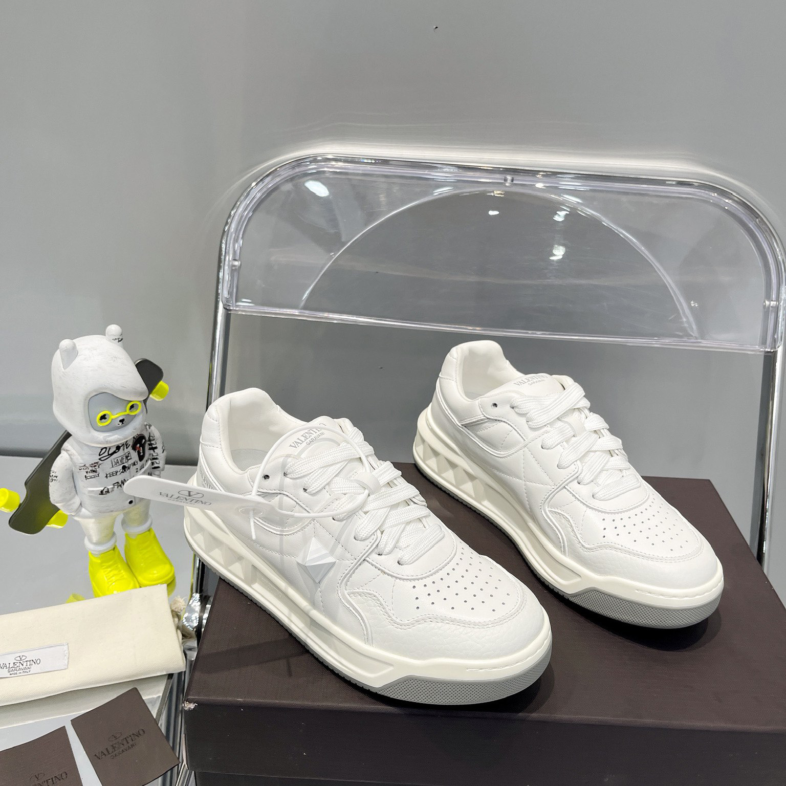 Valenti One Stud Low-Top Calfskin Sneaker - DopestKickz