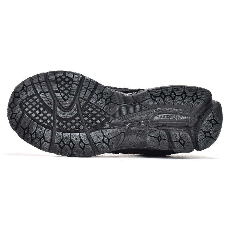 New Balance 2002R Phantom Black Sneakers   M2002RDB   - DopestKickz