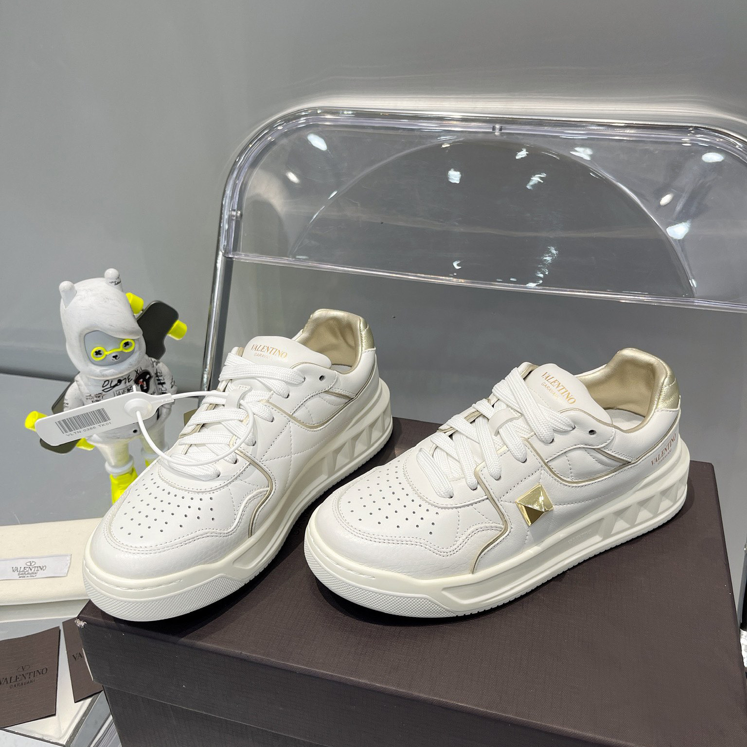Valenti  One Stud Low-Top Calfskin Sneaker - DopestKickz