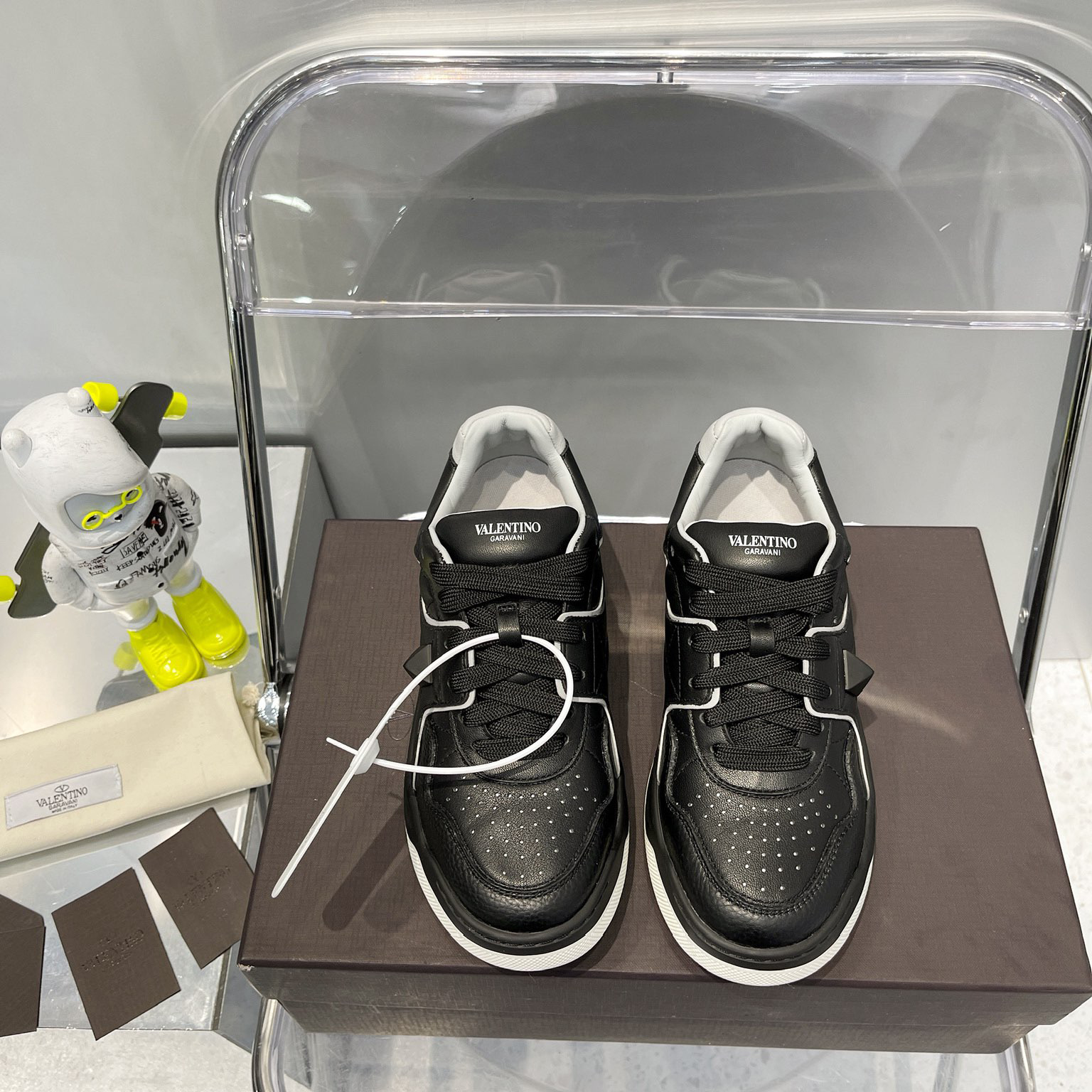 Valenti One Stud Low-Top Calfskin Sneaker - DopestKickz