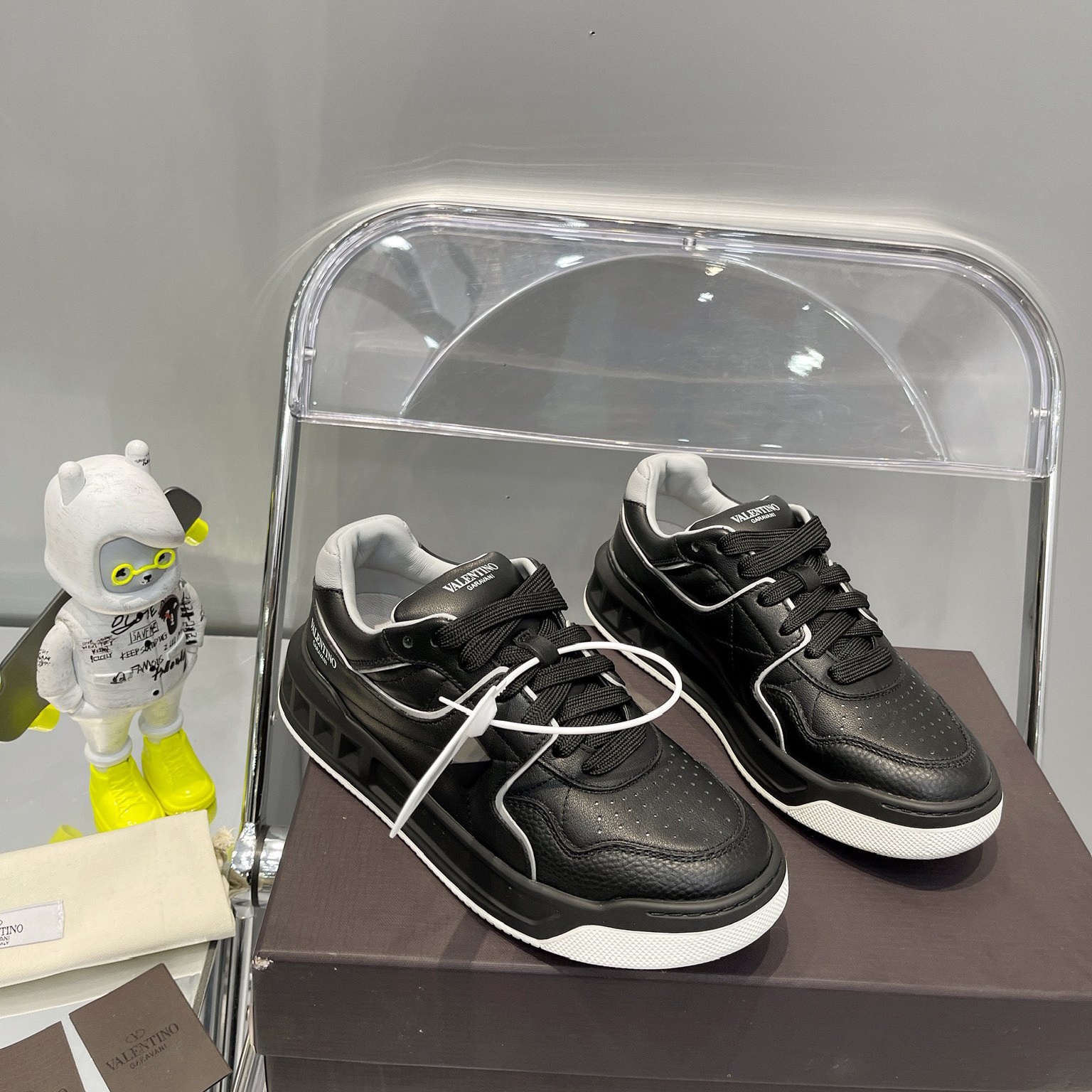 Valenti One Stud Low-Top Calfskin Sneaker - DopestKickz