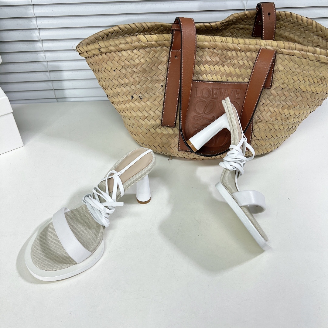 Jacquemus Whirt Sandal   85mm - DopestKickz