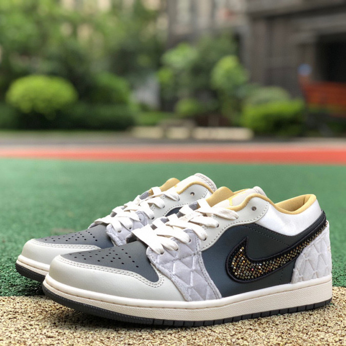 Air Jordan 1 Low SE  Sneaker    DV1762-001 - DopestKickz