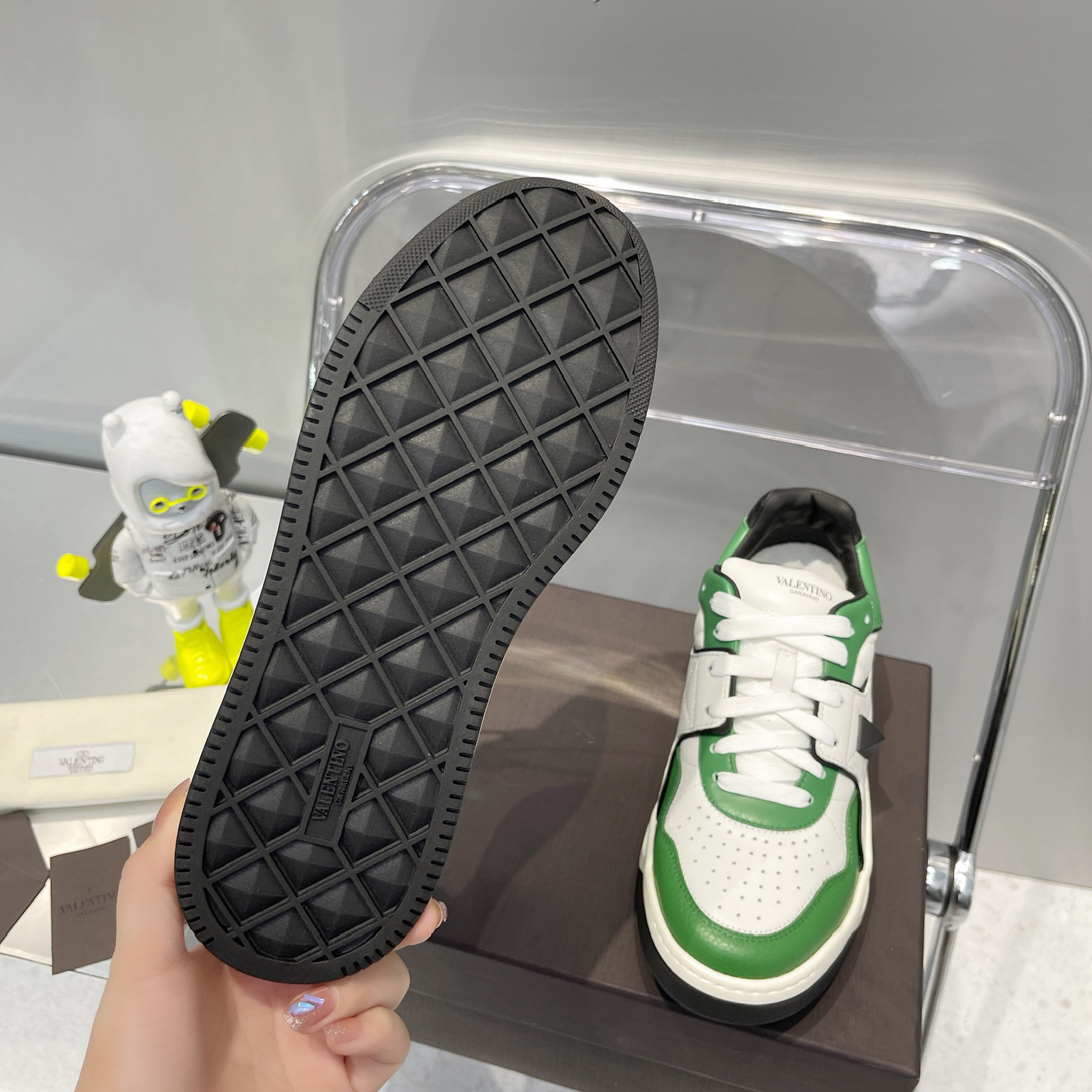 Valenti One Stud Low-Top Calfskin Sneaker - DopestKickz