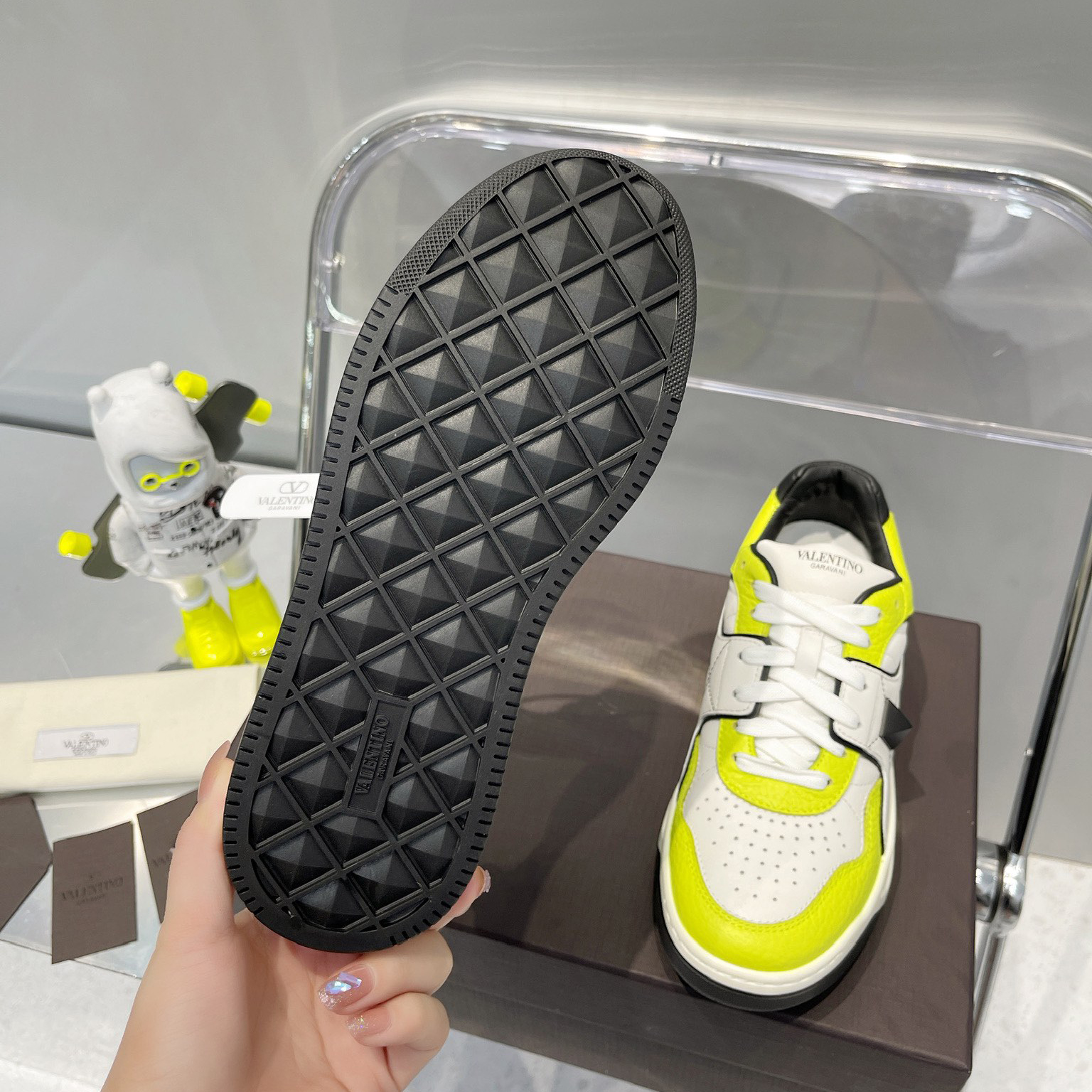 Valenti One Stud Low-Top Calfskin Sneaker - DopestKickz