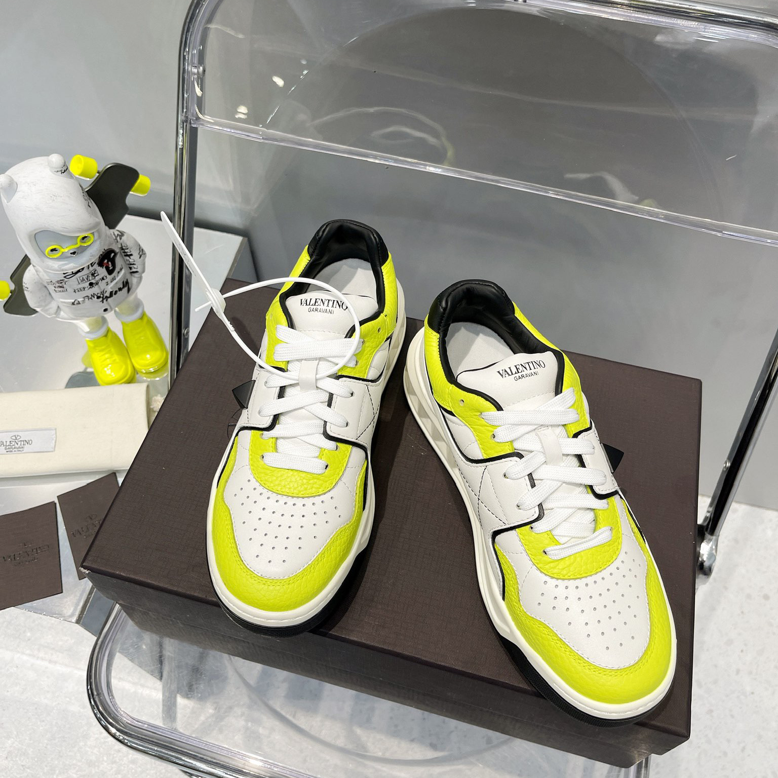 Valenti One Stud Low-Top Calfskin Sneaker - DopestKickz