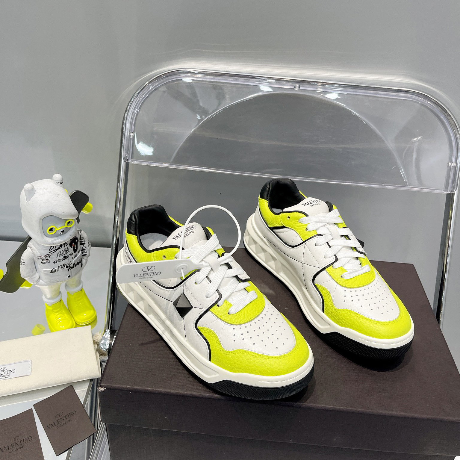 Valenti One Stud Low-Top Calfskin Sneaker - DopestKickz