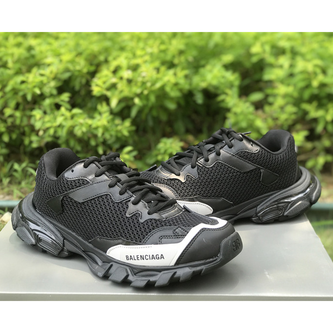 Balenciaga Phantom Trainer Low-Top Sneaker Black/White  - DopestKickz