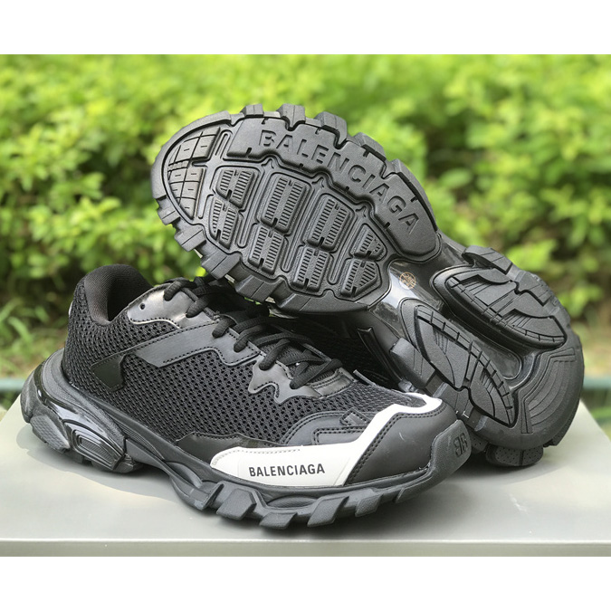 Balenciaga Phantom Trainer Low-Top Sneaker Black/White  - DopestKickz