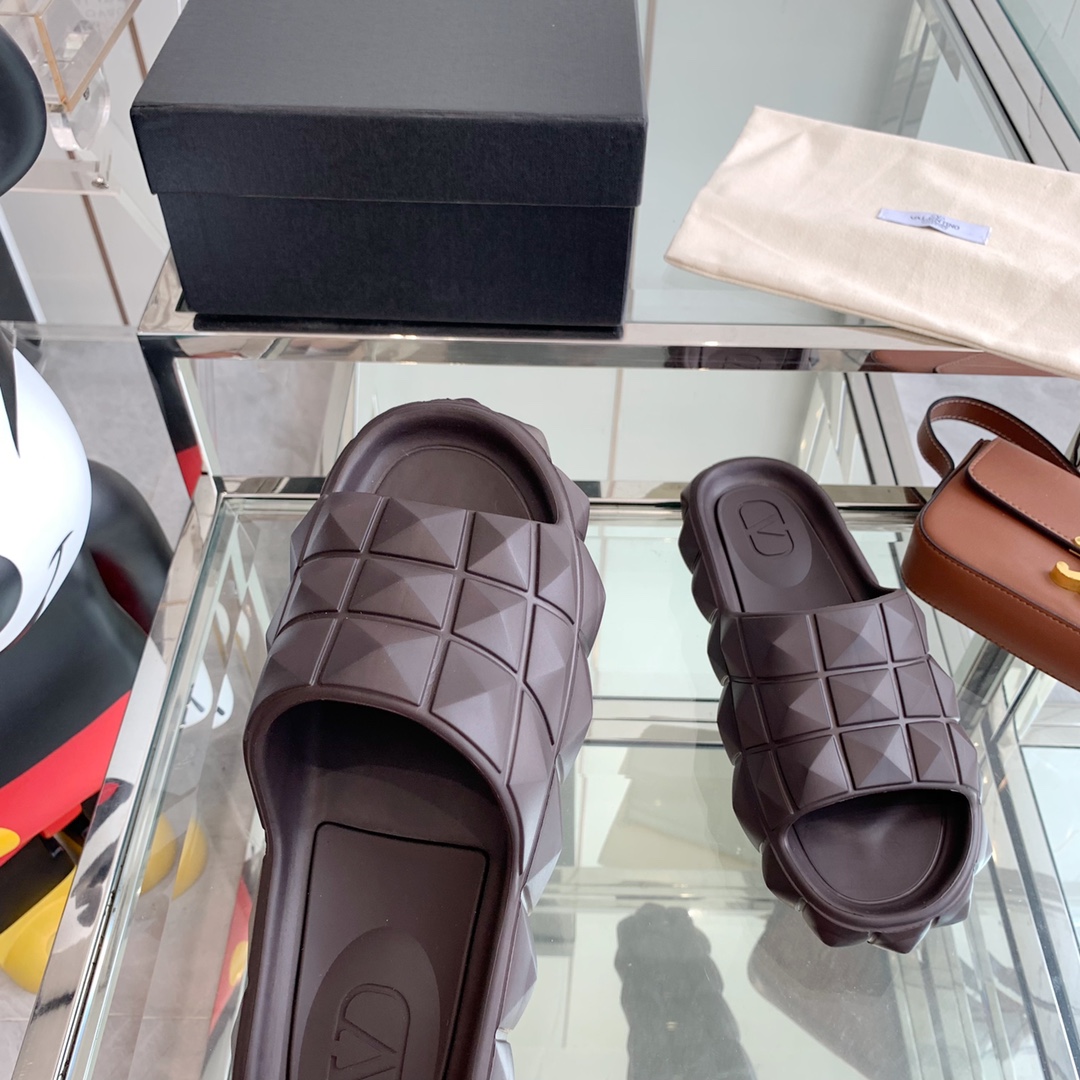 Valenti Roman Stud Turtle Slide Sandal In rubber - DopestKickz