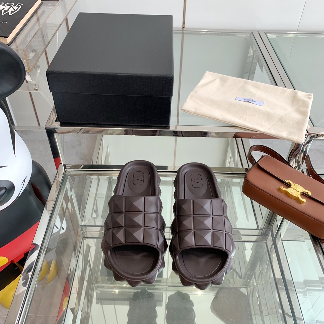 Valenti Roman Stud Turtle Slide Sandal In rubber - DopestKickz