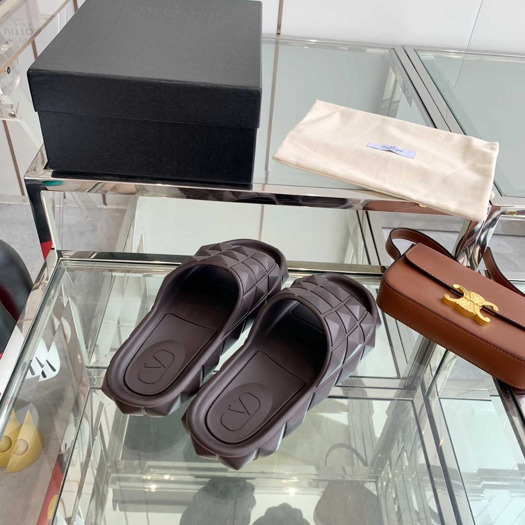 Valenti Roman Stud Turtle Slide Sandal In rubber - DopestKickz