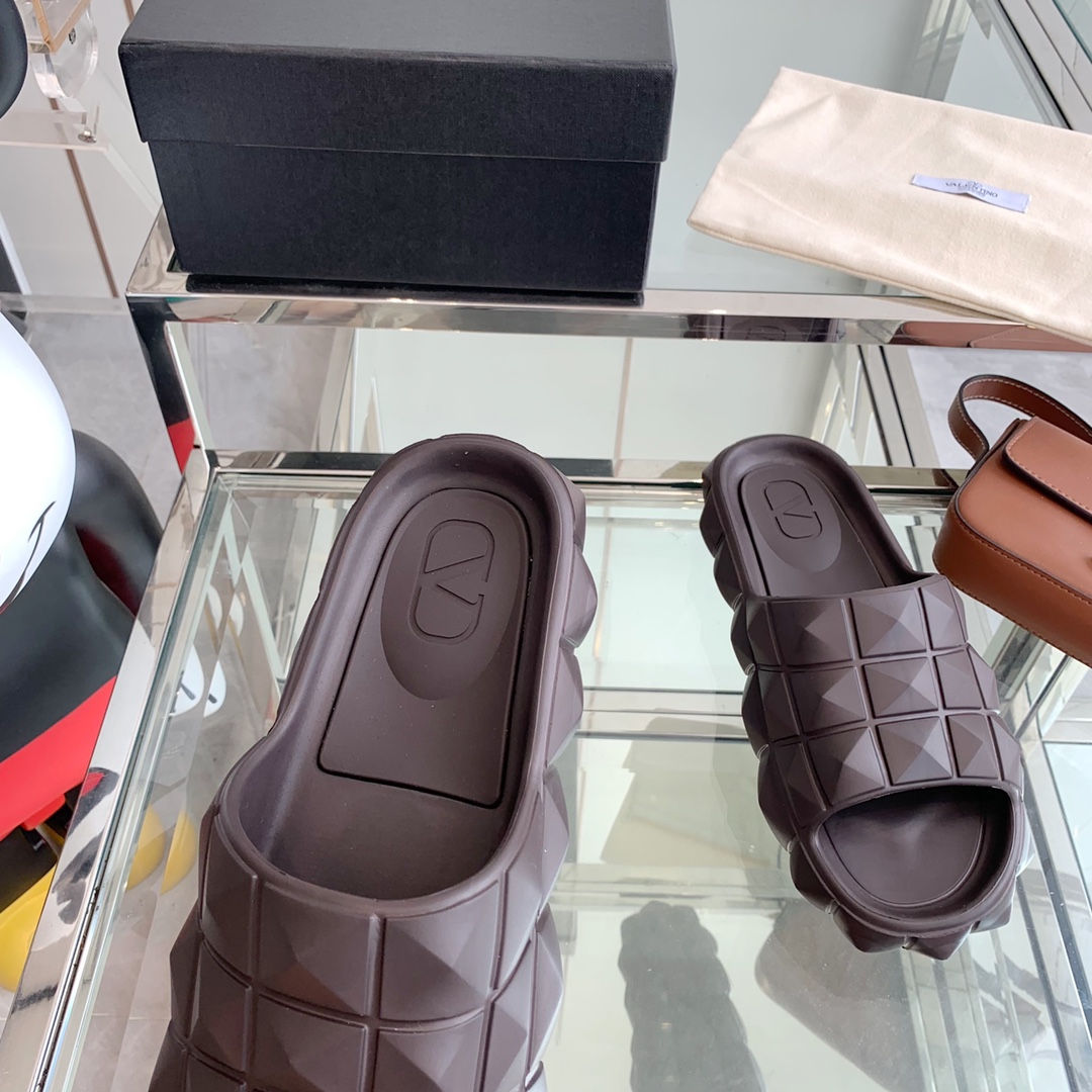 Valenti Roman Stud Turtle Slide Sandal In rubber - DopestKickz