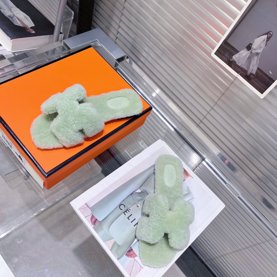 Hermes Oran Sandal - DopestKickz