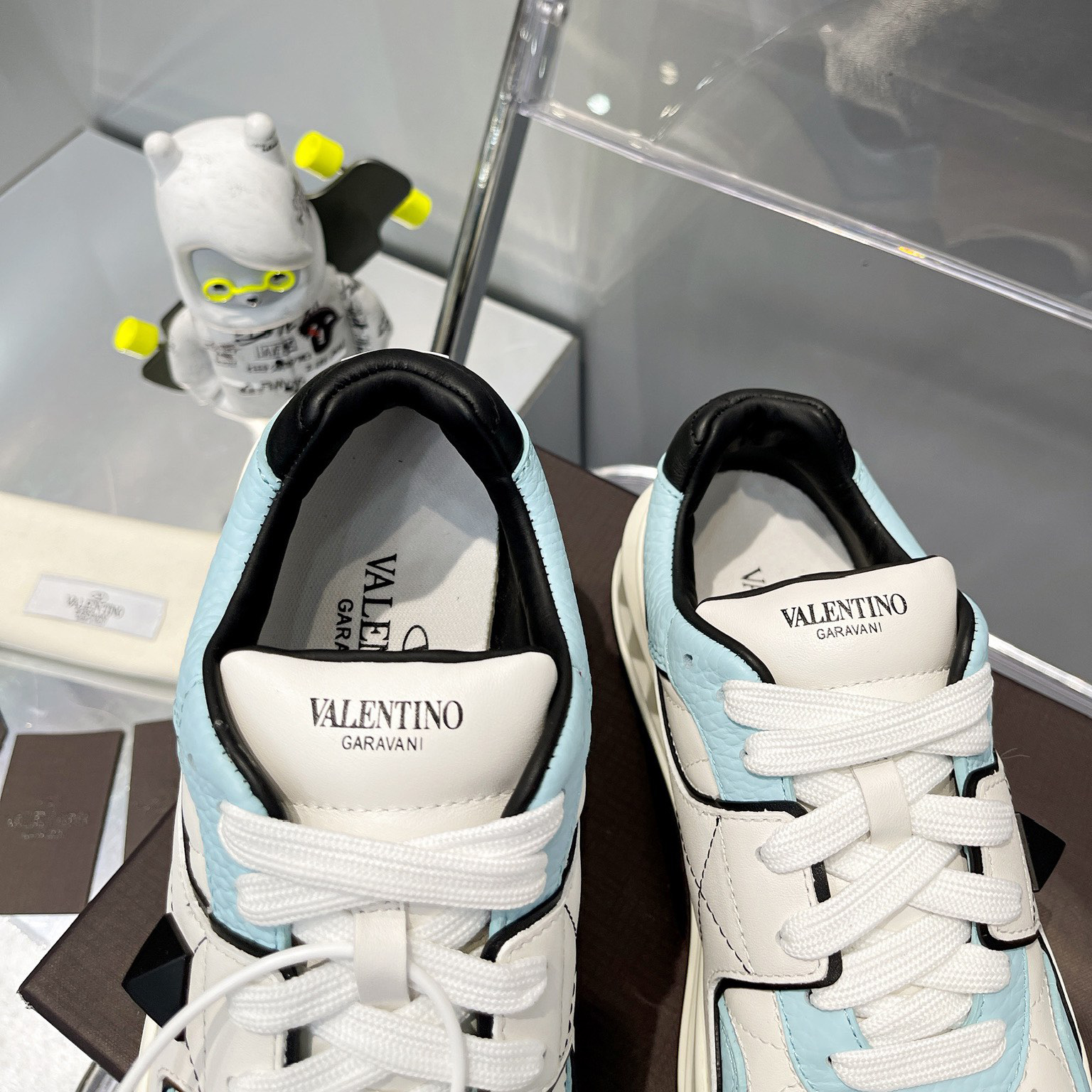 Valenti One Stud Low-Top Calfskin Sneaker - DopestKickz
