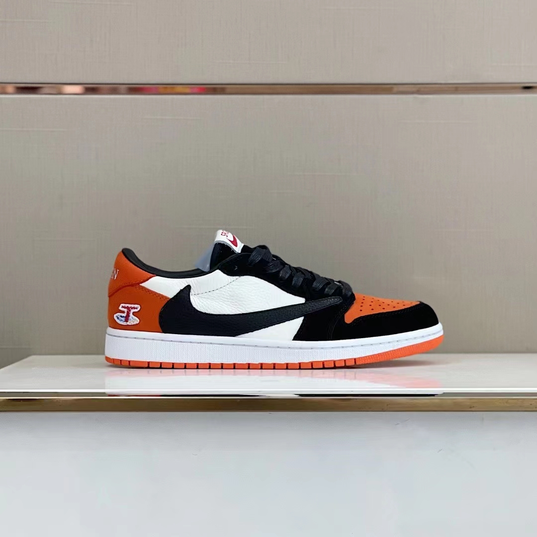 Travis Scott x Nike Air Max Day Sneaker  - DopestKickz