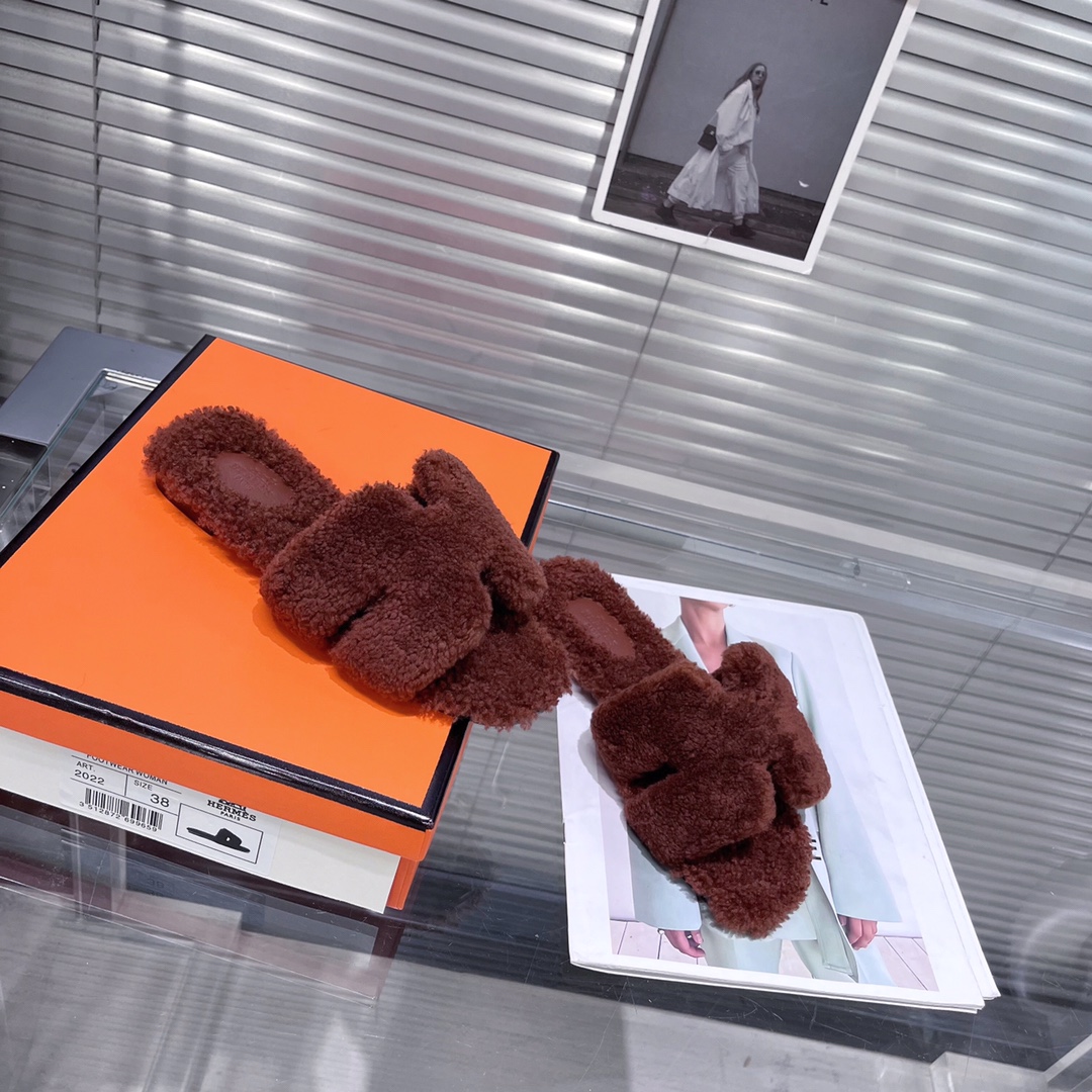 Hermes Oran Sandal - DopestKickz